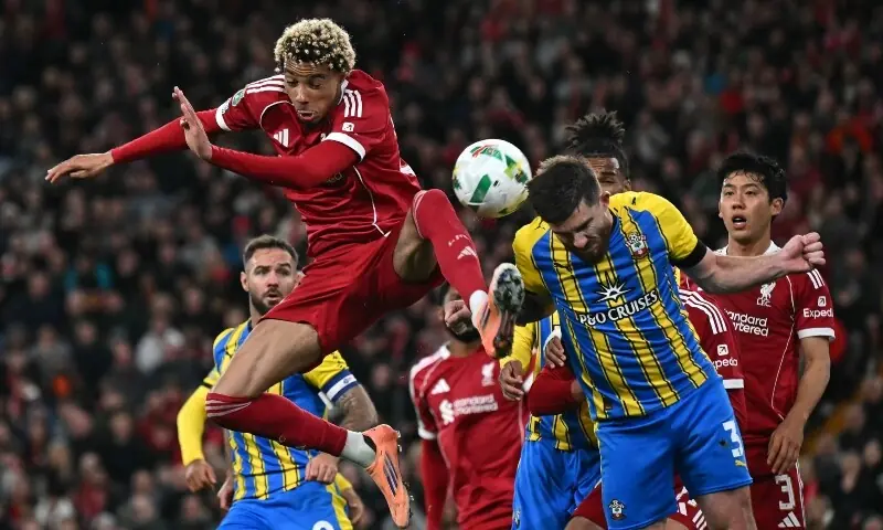 Isak opens Liverpool account, Ekitike scores winner and sees red – Sport